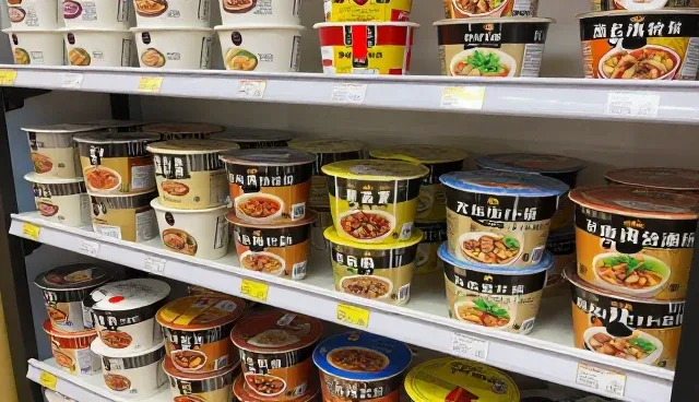 食品销售中温度控制的两种做法对比与实际取舍